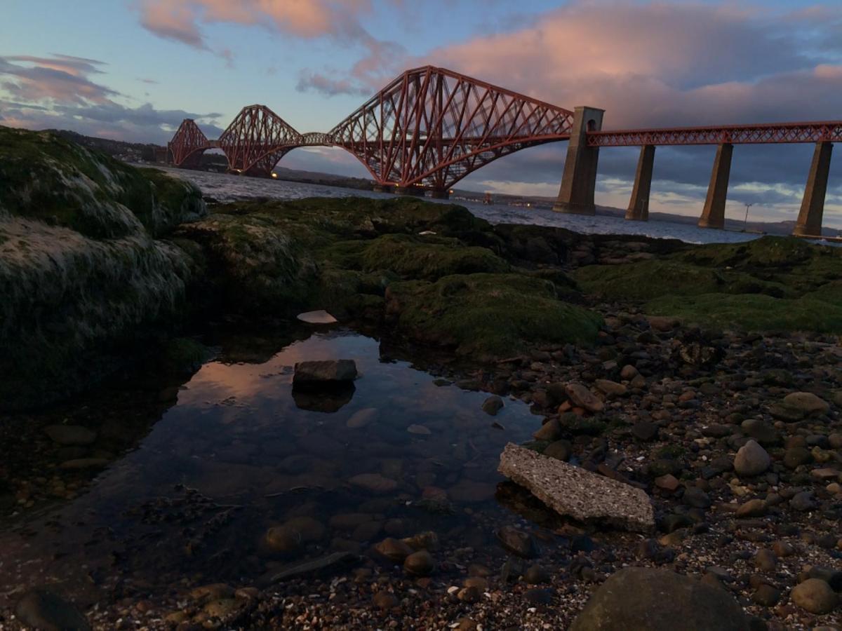 Rooms At Ravenous Beastie South Queensferry Екстериор снимка